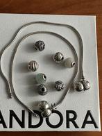 Pandora essence armbanden met 7 bedeltjes, Gebruikt, Pandora, Ophalen of Verzenden, 2 of 3 bedels