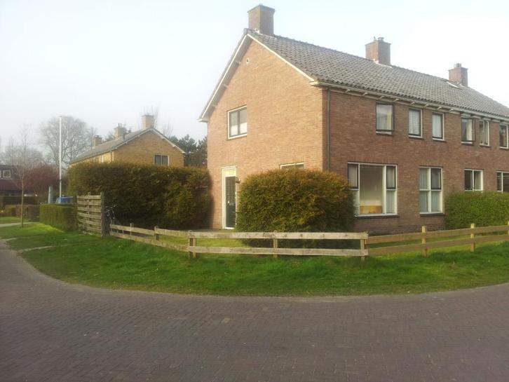 Schiermonnikoog  4 persoons vakantiewoning, Vakantie, Vakantiehuizen | Nederland, Waddeneilanden, Overige typen, Dorp, Aan zee