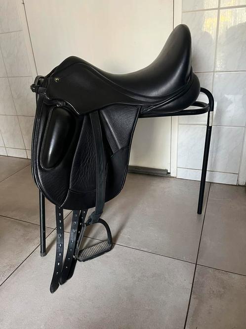Nieuwstaat graziozo domenico dressuurzadel, Dieren en Toebehoren, Paarden en Pony's | Zadels, Zo goed als nieuw, Dressuur, Ophalen