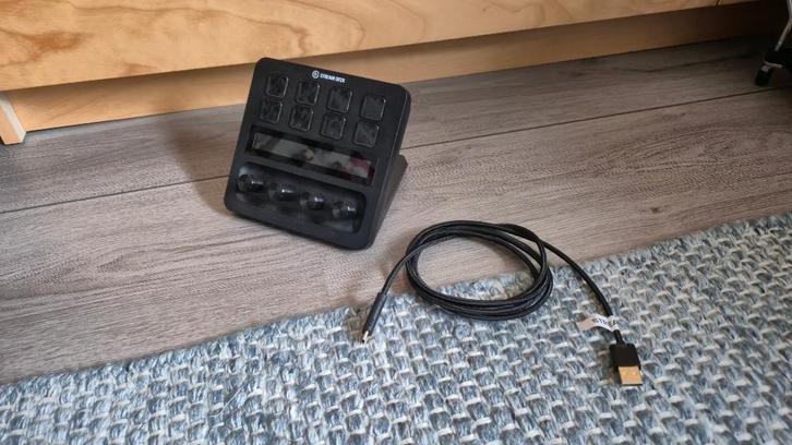 elgato streamdeck plus, Computers en Software, Toetsenborden, Zo goed als nieuw, Overige indelingen, Bedraad, Ophalen of Verzenden