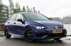 Volkswagen Golf 8 R 2.0 TSI 4MOTION 320PK LEDER AKRAPOVIC, Auto's, Volkswagen, Te koop, Benzine, Hatchback, Golf