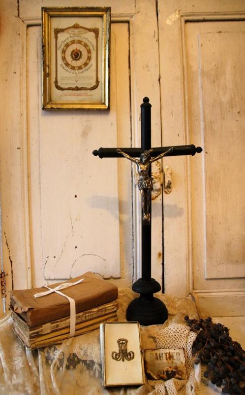 Oud altaarkruis uit Frankrijk *Marries*, Antiek en Kunst, Curiosa en Brocante, Verzenden