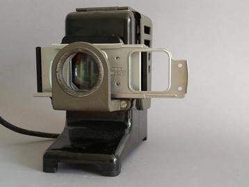 Leitz diaprojector vintage beschikbaar voor biedingen