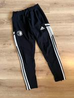 Feyenoord trainingsbroek Adidas zwart  Maat S, Kleding | Heren, Zwart, Ophalen of Verzenden, Adidas, Adidas