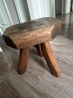 Brut/Vintage  Eikenhouten krukje driepoot., Huis en Inrichting, Ophalen, Zo goed als nieuw, Hout