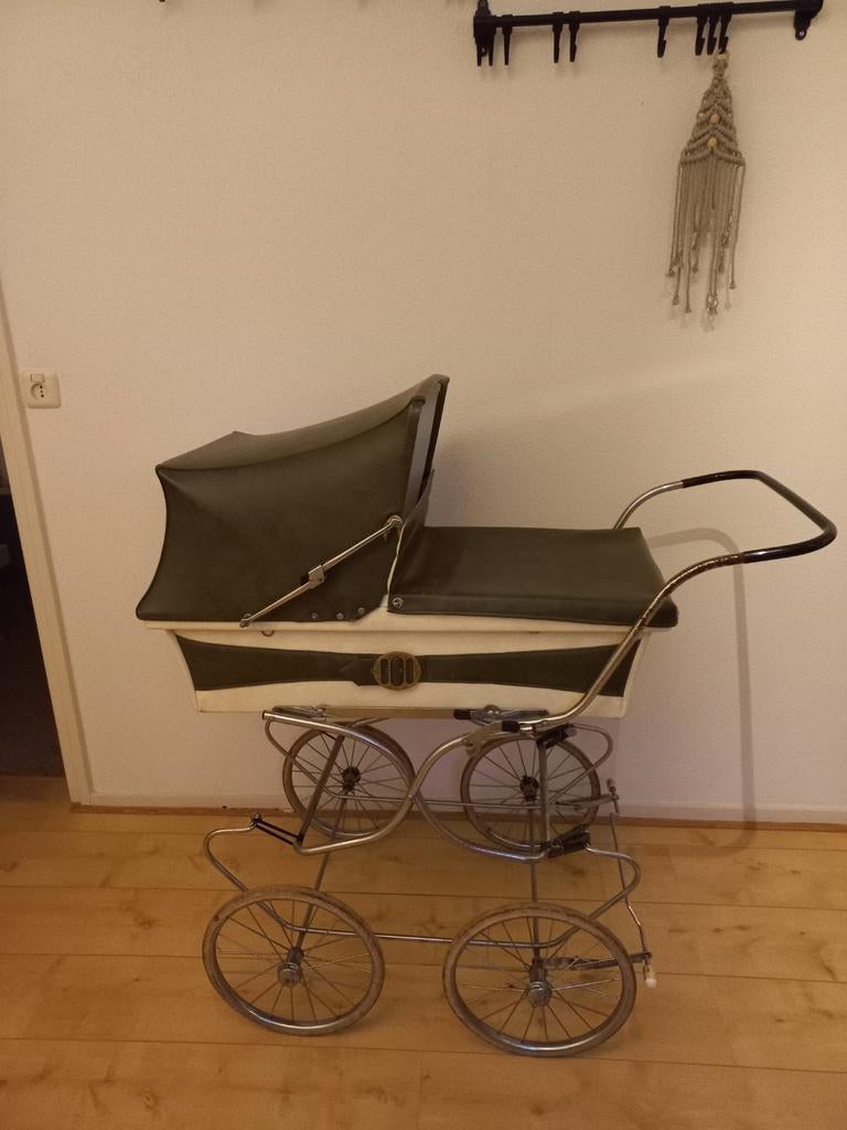 Vintage Kinderwagen - Groen/Wit, Antiek en Kunst, Antiek | Speelgoed, Ophalen of Verzenden