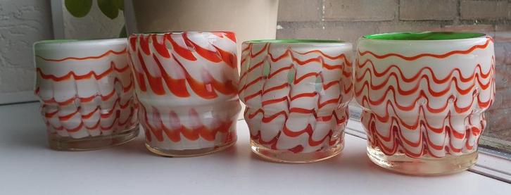 Set van 4 mondgeblazen glazen – retro Murano-stijl, Antiek en Kunst, Antiek | Glas en Kristal, Ophalen of Verzenden