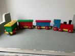 Houten vintage trein. Locomotief met 3 wagons hout . Heros, Kinderen en Baby's, Speelgoed | Houten speelgoed, Gebruikt, Ophalen of Verzenden