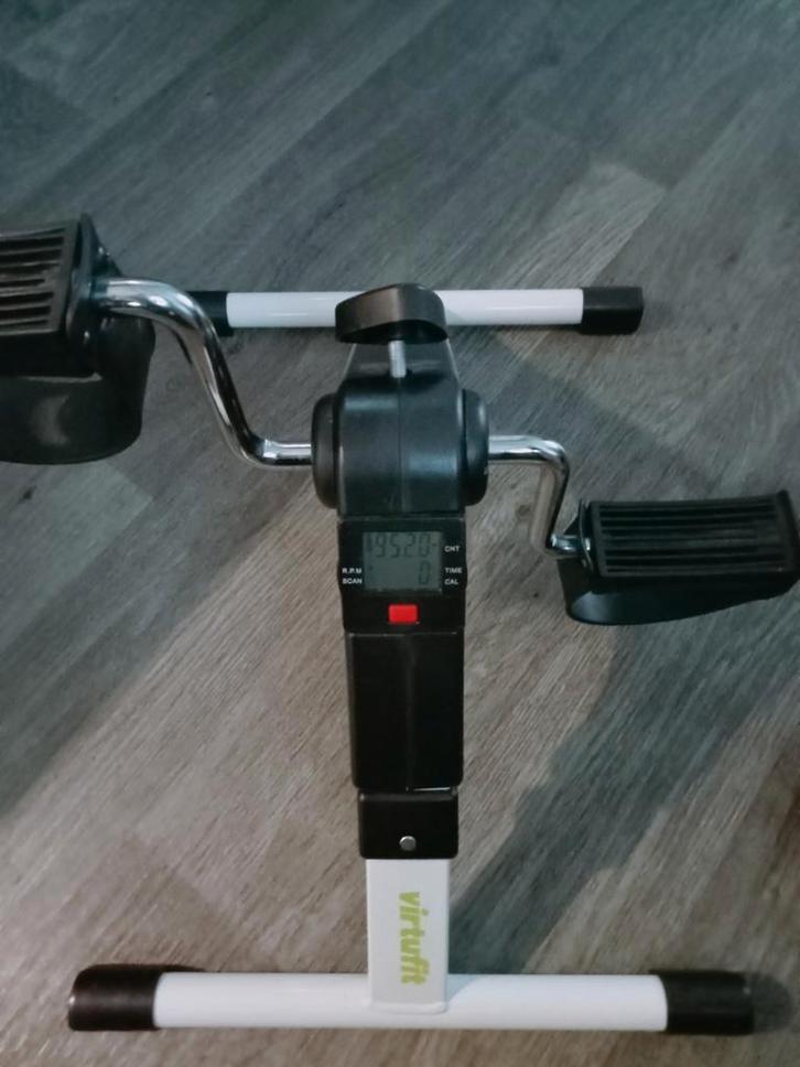 Z.g.a.n.Virtufit stoelfiets mobiliteitstrainer, Sport en Fitness, Fitnessapparatuur, Zo goed als nieuw, Hometrainer, Armen, Benen