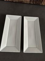 2 langwerpige schalen 33cm x 15cm, Huis en Inrichting, Woonaccessoires | Schalen en Manden, Ophalen of Verzenden, Zo goed als nieuw