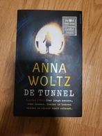 De Tunnel - Anna Woltz, Ophalen of Verzenden, Zo goed als nieuw, Anna Woltz, Nederland