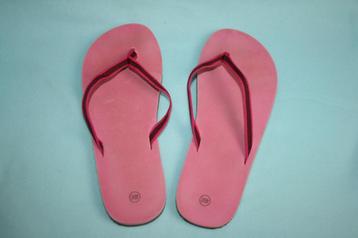 Badslippers teenslippers roze nieuw 40-41 beschikbaar voor biedingen