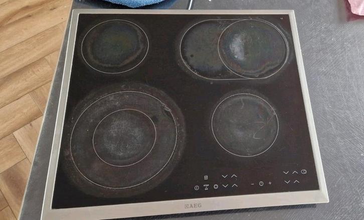 AEG keramische kookplaat - werkt nog erg goed, Witgoed en Apparatuur, Kookplaten, Gebruikt, Inbouw, Keramisch, 4 kookzones, Ophalen of Verzenden