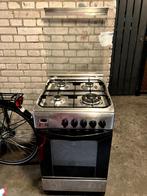 Gasfornuis Indesit, Witgoed en Apparatuur, Fornuizen, Ophalen, Gebruikt, 4 kookzones, Gas