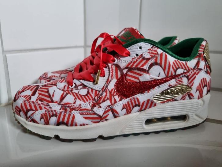 Nike air max 90 Christmas candy cane, Kleding | Dames, Schoenen, Nieuw, Sneakers of Gympen, Overige kleuren, Ophalen of Verzenden
