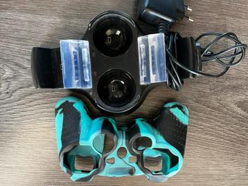Opslaadstation en controler hoesje van ps3 beschikbaar voor biedingen