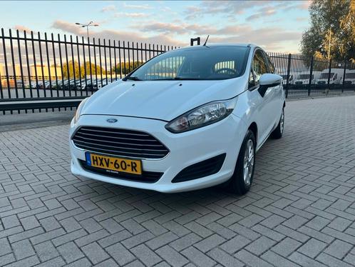 Ford fiesta 1.25 / Carplay Stoelverwarming / DistrRiem Nieuw, Auto's, Ford, Bedrijf, Fiësta, ABS, Airbags, Airconditioning, Alarm