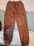 Bruine joggingbroek S/M - Nieuw!, Bruin, Nieuw, Ophalen of Verzenden, Maat 36 (S)