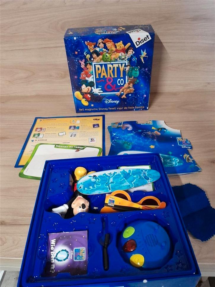 party en co disney - s1798, Hobby en Vrije tijd, Gezelschapsspellen | Bordspellen, Zo goed als nieuw, Ophalen of Verzenden