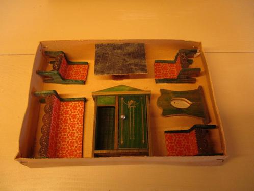 (16) Antiek poppenhuis meubeltjes in doosje, Antiek en Kunst, Antiek | Speelgoed, Ophalen of Verzenden
