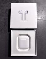 Apple AirPods (1st Generation), Telecommunicatie, Mobiele telefoons | Oordopjes, Ophalen of Verzenden, Zo goed als nieuw, In oorschelp (earbud)