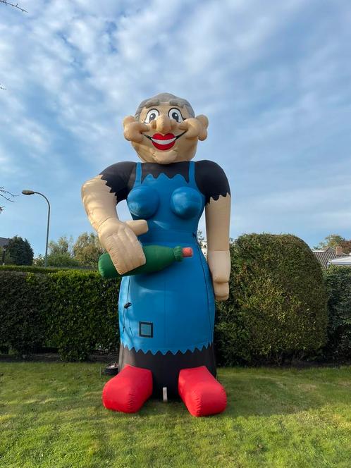 Sarah Opblaasfiguur Huren / Voordelig en makkelijk, Hobby en Vrije tijd, Feestartikelen | Verhuur, Zo goed als nieuw, Abraham of Sarah
