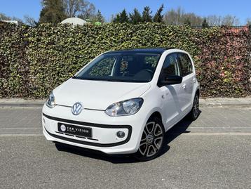 Volkswagen Up! 1.0 high up! BlueMotion * Navi * Pano * Cup * beschikbaar voor biedingen