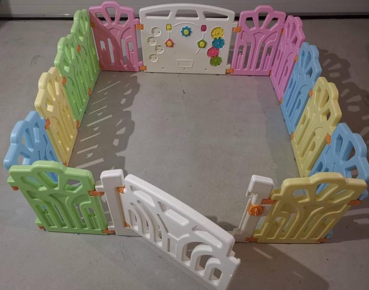 Baby Vivo Multifunctional Playpen, Kinderen en Baby's, Boxen, Gebruikt, Overige vormen, Ophalen