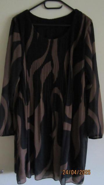 Flowey tuniek met funky print – maat L beschikbaar voor biedingen