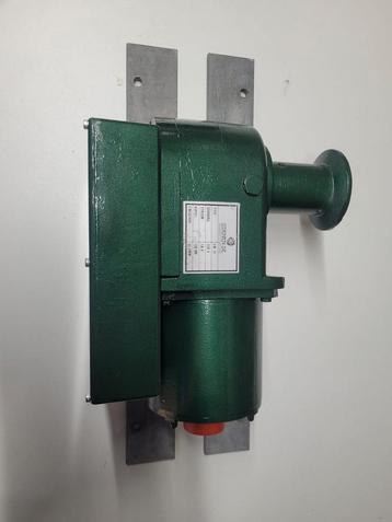 Stienen liermotor Ew 12 met terugmelding beschikbaar voor biedingen