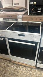 Siemens Keramisch Fornuis, Witgoed en Apparatuur, Fornuizen, Hete lucht, Keramisch, Zo goed als nieuw, Vrijstaand