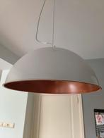 Stoere orginele hanglamp in 2 kleuren, wit met koper kleur, Huis en Inrichting, Lampen | Hanglampen, Ophalen, Zo goed als nieuw