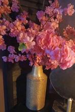 Vaas met bloesem takken, Overige materialen, Overige kleuren, Ophalen of Verzenden, Zo goed als nieuw