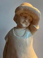 Keramiek stenen beeld meisje, Ophalen of Verzenden