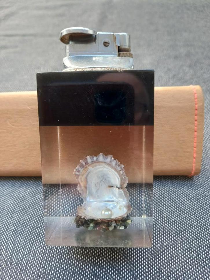 Vintage tafelaansteker, vierkant hoog, 60er-70er jaren., Verzamelen, Rookartikelen, Aanstekers en Luciferdoosjes, Gebruikt, Aansteker