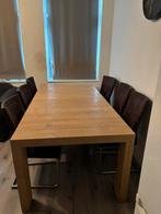 Grote tafel met stoelen, Ophalen, Zo goed als nieuw, 6 tot 8 stoelen