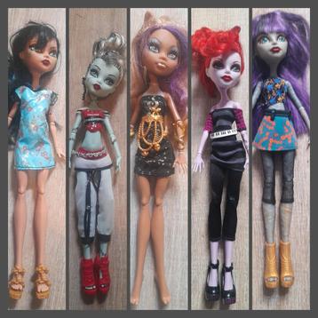 5 Monster high poppen beschikbaar voor biedingen