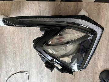 Rechter koplamp kia sportage 92102R2000 beschikbaar voor biedingen