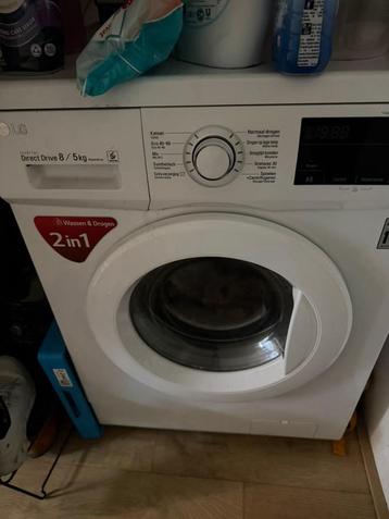 LG 2 in 1 washing and drying machine , very good condition beschikbaar voor biedingen