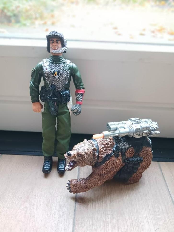 Actionman met grizzly beer Vintage 1999, Kinderen en Baby's, Speelgoed | Actiefiguren, Gebruikt, Ophalen of Verzenden