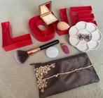 9 delig Cadeau set makeup kwast/etui/spiegel/oorbel etc, Verzenden, Zo goed als nieuw