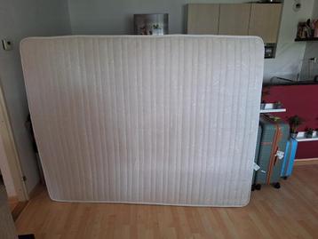 Mates 160x200x16 beschikbaar voor biedingen