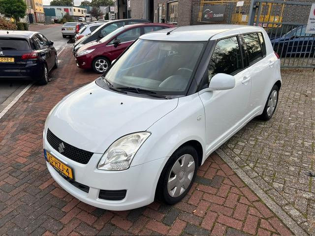 Suzuki Swift 1.3 Comfort! 197 DKM NAP! 2009!, Auto's, Suzuki, Bedrijf, Te koop, Swift, ABS, Airbags, Bluetooth, Centrale vergrendeling