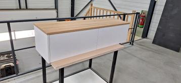 TV Kast Wit Met Eikenhout Blad beschikbaar voor biedingen