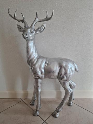 groot zilverkleurig HERT heel mooi beeld, eye-catcher! beschikbaar voor biedingen