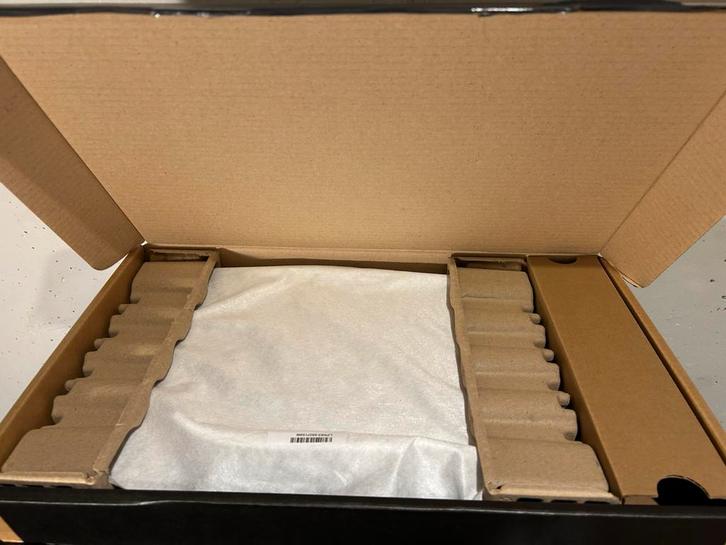 HP Omnibook Laptop helemaal gloednieuw nooit gebruikt, Computers en Software, Windows Laptops, Nieuw, 16 inch, SSD, Onbekend, 16 GB