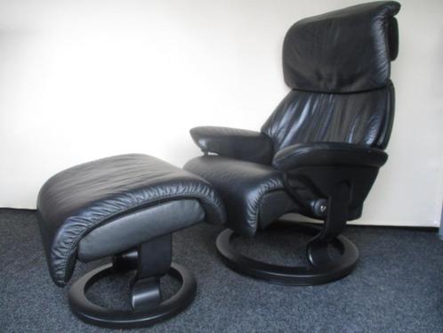 KEURIGE Stressless Dream zwart leder met hocker Medium, Huis en Inrichting, Fauteuils, Zo goed als nieuw, Hout, Leer, Metaal, Stof