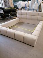 Ledikant 180x200 - Beige, Beige, Tweepersoons, Ophalen of Verzenden, Zo goed als nieuw