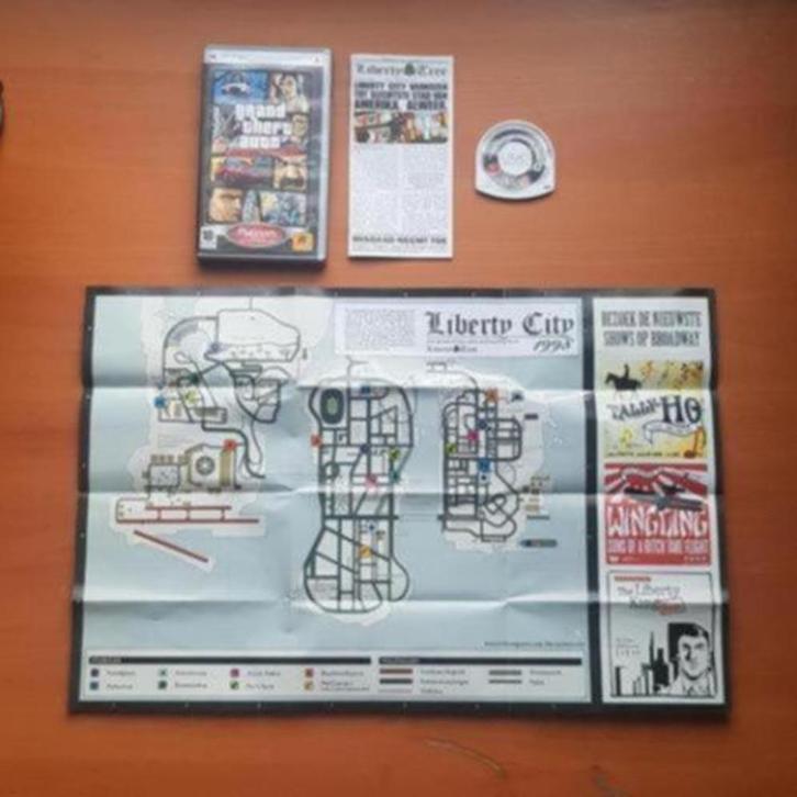 PSP | Grand Theft Auto Liberty City Stories met POSTER, Spelcomputers en Games, Games | Sony PlayStation Portable, Gebruikt, Avontuur en Actie