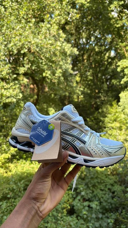 ASICS   Gel-Kayano 14  white/silver, Sport en Fitness, Volleybal, Nieuw, Schoenen, Ophalen of Verzenden